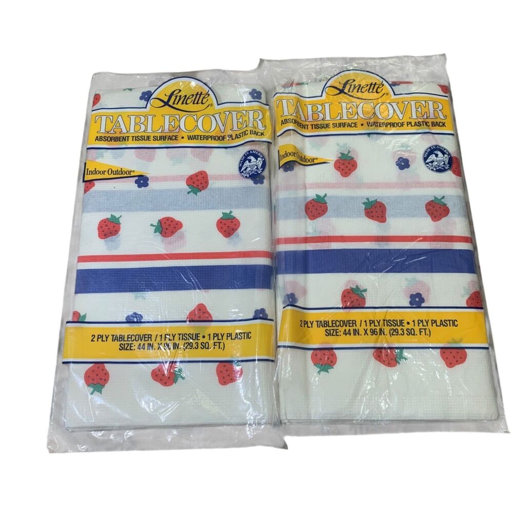Vintage Linette Strawberry Absorbent Tissue 2 Ply Table Cover 44x96 Cottagecore